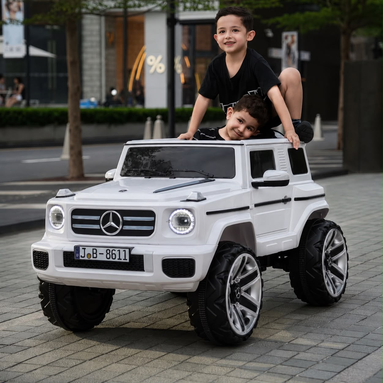 Mercedes Benz Ride-On Car